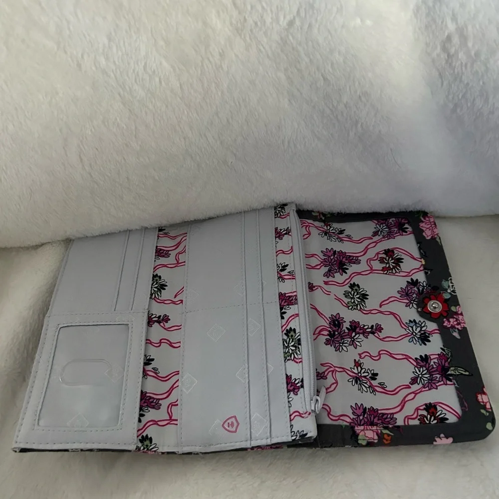 Vera Bradley sling purse 3 pc set - Picture 5 of 5